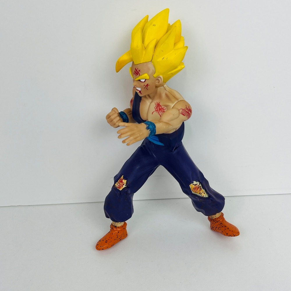 Bandai Dragon Ball Z Gohan Action Figure SSJ2 Battle Damaged Purple Good